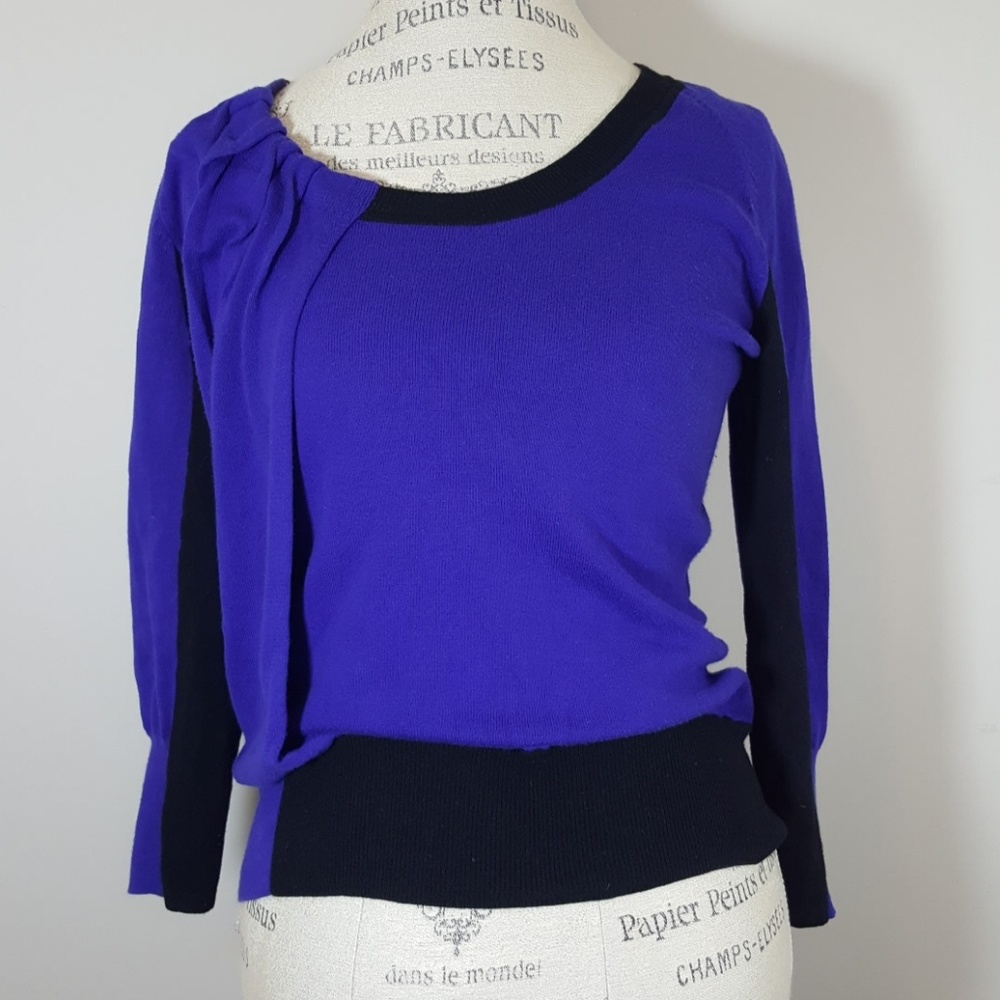 Karen Millen rouse sleeve sweater size 3